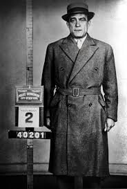 Today, october 25th 2015, is election day for the alcalde (the mayor) of each municipal city. La Ley Seca La Era De La Prohibicion En Estados Unidos