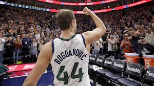 Najbolji srpski strelac posle gavrila principa. Bogdanovic Hits 3 At Buzzer Jazz Beat Bucks 103 100 Abc News