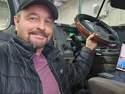 Heavy haul Diesel downloads with Timothy. Always good day to be alive and  especially working with your kids ❣️💯 Timothy Depew