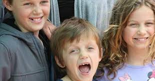 Vol MH17: des parents perdent leurs trois enfants dans l'écrasement