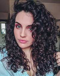 Transform Your Curls With This Easy And Inexpensive Curly Hair Routine Curly Hair Styles Naturally Curly Hair Styles Curly Hair Routine