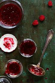 Confiture De Framboises A La Rose Un Dejeuner De Soleil Confiture De Framboise Confiture Framboise
