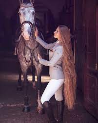 Superlonghair Hashtag On Instagram Photos And Videos Long Hair Styles Long Hair Girl Horse Riding Outfit