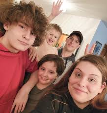 Sue Thompson and Teri Thompson Iker (daughters of Eldred Thompson), Sharon  Davis Smith(daughter of Lena Jo Thompson Davis), Mike Thompson (son of Jack  Thompson). Memorial Day 2017