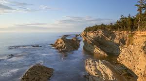 Coos bay, oregon one of the most northern areas of the southern oregon coast includes the towns of coos bay, north bend, and reedsport. Hotels Attractions In Coos Bay Or Oregon Coast