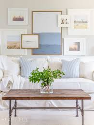 Farmhouse coffee table diy pete. These 15 Rustic Furniture Diys Play Right Into The Farmhouse Trend
