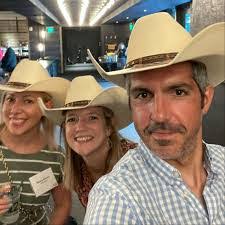 Beth Gilson's Instagram, Twitter & Facebook