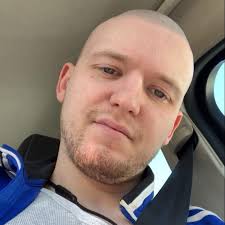 Screenwriter seeking phone discussion partners