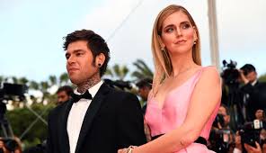 146 346 tykkäystä · 14 562 puhuu tästä. Marchenhochzeit Chiara Ferragni Eine Hochzeit Im Stil Der Royals