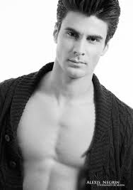 Así es Nacho Ros, el ingeniero que aspira a ser el más guapo del mundo