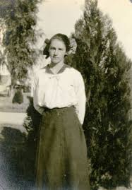 Lois and Jeanette in Front Yard in Tempe
