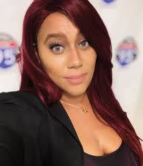 Rochelle Thompson's Instagram, Twitter & Facebook