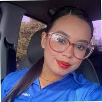 Evelyn Arauz's Instagram, Twitter & Facebook