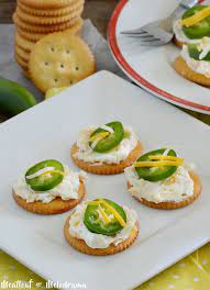 4 Easy Appetizers With Ritz Crackers Recipe Ritz Crackers Crackers Appetizers Appetizers Easy