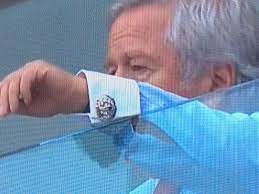 After receiving the lombardi trophy from commissioner goodell robert kraft deliveries a speech to the patriots fans.subscribe to nfl. Robert Kraft Is Rocking Super Bowl Ring Cufflinks Because Stunting On The Haters Is A 24 7 Job Nevssf Https T Co Bcszea243t