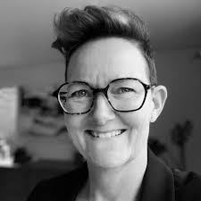 Kirsten Krogsgaard Juhl--Emails and Phone Numbers