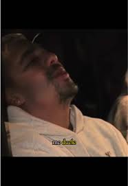 Y Eso A Veces Pasa Ser La Persona Pero No El Momento Cancion