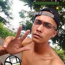 Stream Caio Costa music