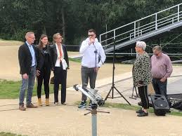 Bijna een jaar geleden belandde jelle van gorkom in een coma. Frits Jelle Barend On Twitter Geestige Boekpresentatie Accepteren En Doorgaan Van Jelle Van Gorkom Vol Zelfspot En Dank Aan Familie En Vriendin Https T Co Bow97cha3m Https T Co 93lpefvplf Twitter