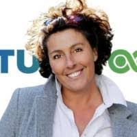 Carole Lacaze's Instagram, Twitter & Facebook