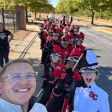 Lorraine Sievers's Instagram, Twitter & Facebook