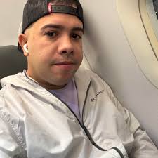 EXCELENTE OPORTUNIDAD!!! Ext. Guaydia Guayanilla, PR Propiedad: 3cuartos,  1baño, sala, comedor, cocina Marquesina extendida con area para laundry.  Casita en cemento para almacén en patio trasero. 2 min. de la autopista  Cerca