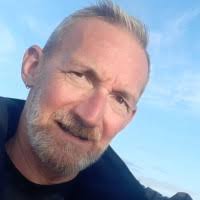 30+ profils pour “Stanley”