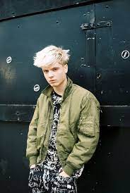Blonde Indie Grunge Style Bleached Hair Bleached Hair Men Blonde Hair Boy
