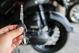 Find key cutting for car in canada | visit kijiji classifieds to buy, sell, or trade almost anything! Car Keys Mister Minit