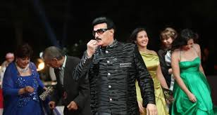 كشفت الممثلة المصرية دنيا سمير غانم للمرّة الأولى عن وصيّة والدها الممثل المصري الراحل سمير غانم لها، فأرسلت مقطع فيديو مسجّل للعرض في حفل إفتتاح الدورة الخامسة من مهرجان أسوان لأفلام المرأة ، الذي إضطرت للتغيّب عنه. Ø£ÙˆÙ„ ØªØ¹Ù„ÙŠÙ‚ Ù…Ù† Ø¯Ù†ÙŠØ§ Ø³Ù…ÙŠØ± ØºØ§Ù†Ù… Ø¹Ù„Ù‰ Ø£Ø²Ù…Ø© ÙˆØ§Ù„Ø¯ÙŠÙ‡Ø§ Ø§Ù„ØµØ­ÙŠØ© Sputnik Arabic