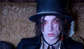 See more ideas about emerson barrett, emerson, palaye royale. Emerson Barrett On Palaye Royale Graphic Novel It S Taken Over My Life