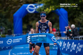 Det internasjonale triatlonforbundet, world triathlon, har oppdatert kalenderen for årets world triathlon championships series (tidligere. Luis And Taylor Brown Claim Triathlon World Championship Titles In Hamburg