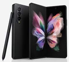 Aug 10, 2021 · the samsung galaxy z flip 3 is expected to make its debut at the galaxy unpacked event scheduled for august 11.and samsung has already confirmed it's coming, alongside the samsung galaxy z fold 3. Samsung Galaxy Z Fold 3 And Z Flip 3 All The Rumors News And Announcements The Verge