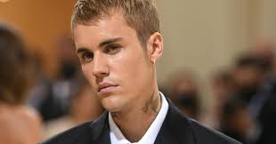 Our Friday best: Justin Bieber, dinos, 'Giselle,' ﻿Snoh Aalegra, 'Raisin,'  'Runestone'