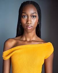 Headshots and portraits with ⚜️ANNA SAMSON⚜️ . . .  #headshotsthatlooklikeyou #headshots #sydneyheadshots #photographer  #photography #portraitphotography #portrait #sydneyportraitphotographer  #marnyarothephotography