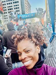 Gloria Jackson (@glofityourlife) • Instagram photos and videos