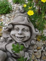 Devonshire Gartenfiguren und Pheeberts Steinfiguren Fiona Scott