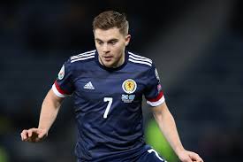 Andere competities in het land. James Forrest Profiteert Van Holland Gelijkspel Terwijl Schotland Zich Richt Op Luxemburg