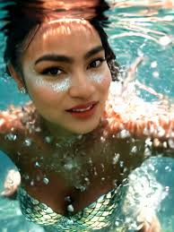 Claudia Trend Da Sereia