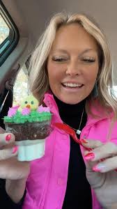 Since it was the first day of Spring I decided to treat myself with a  @dairyqueen cupcake cup 🍦•~•, •, •, •, #cupcakecup #dairyqueen #icecream  #spring