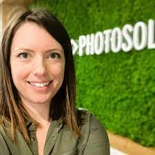 Helene Hurst's Instagram, Twitter & Facebook