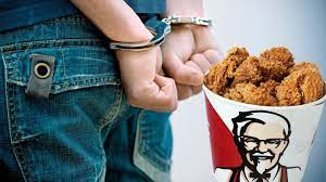 Kfc ksa | kfc delivery near you | order online. Kfc Mann Verhaftet Weil Er Sich Ein Jahr Als Mitarbeiter Ausgab Und Umsonst Ass Stern De