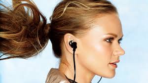 That's not saying that it will definitely cause hair loss, but it could potentially do so, if say a loose headset is rubbing back and forth across your scalp repeatedly. Headphone Safety 101 This Is How To Save Your Hearing Allure