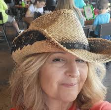 When to start baking for a September wedding and what cookies to make?