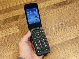 The 7 Best Tracfone Flip Phones For Seniors In 2020 Flip Phones Flip Cell Phones Phone Design