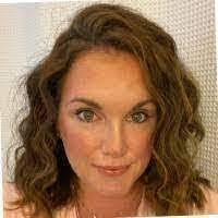 Kara Erdman's Instagram, Twitter & Facebook