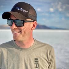 What are some recommended venues in Ohio near the Michigan state line for  an outdoor ceremony and indoor reception?