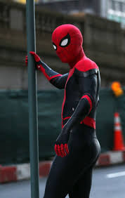 Far from home, many fans were dying to see insomniac release dlc for the game that allowed us to do some. Tom Holland Photostream Tom Holland Spiderman Tom Holland Marvel Spiderman