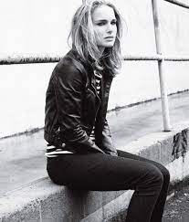 Natalie Portman Leather And Beauty Natalie Portman Celebrities Female Beautiful People