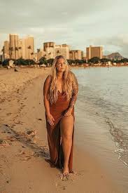 nos ultimos tempos a moda praia vem sendo mais democratica acolhendo mulheres de diversas medidas porem muitas mulheres curvilineas roupas com curvas looks nos ultimos tempos a moda praia vem